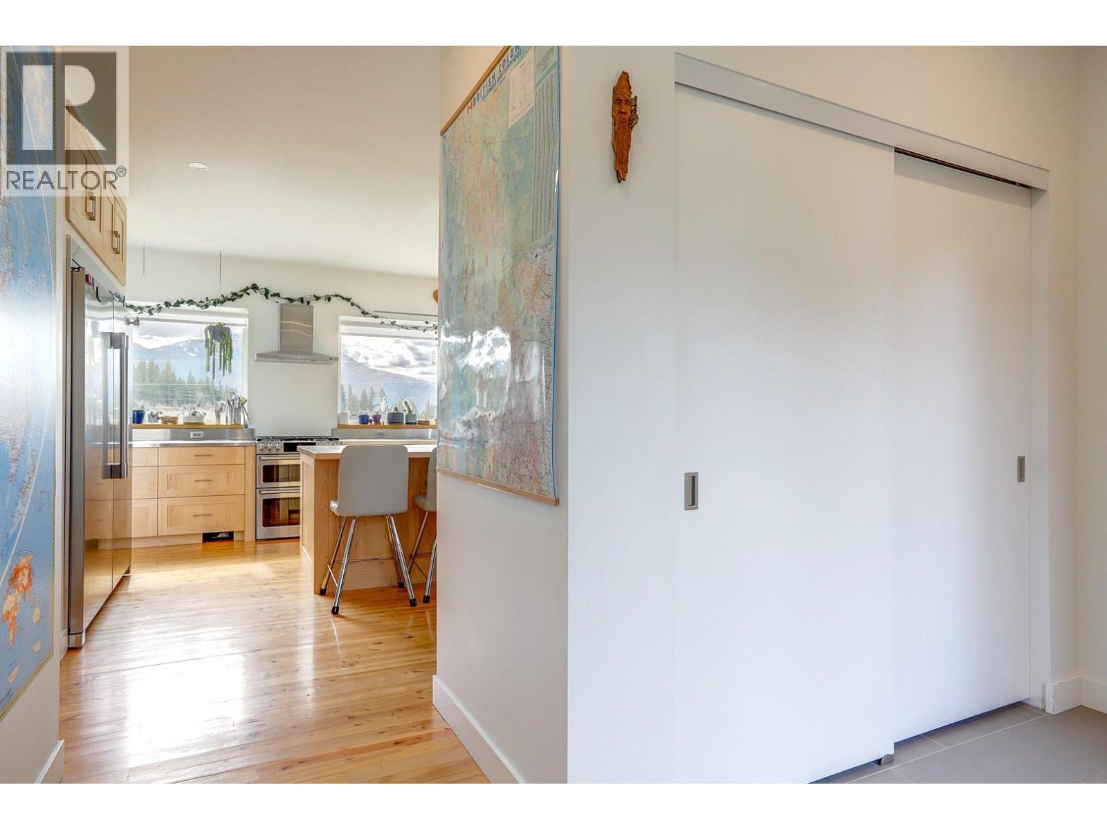 1841 50 Street Nw, Salmon Arm, British Columbia  V1E 3B1 - Photo 25 - 10383291