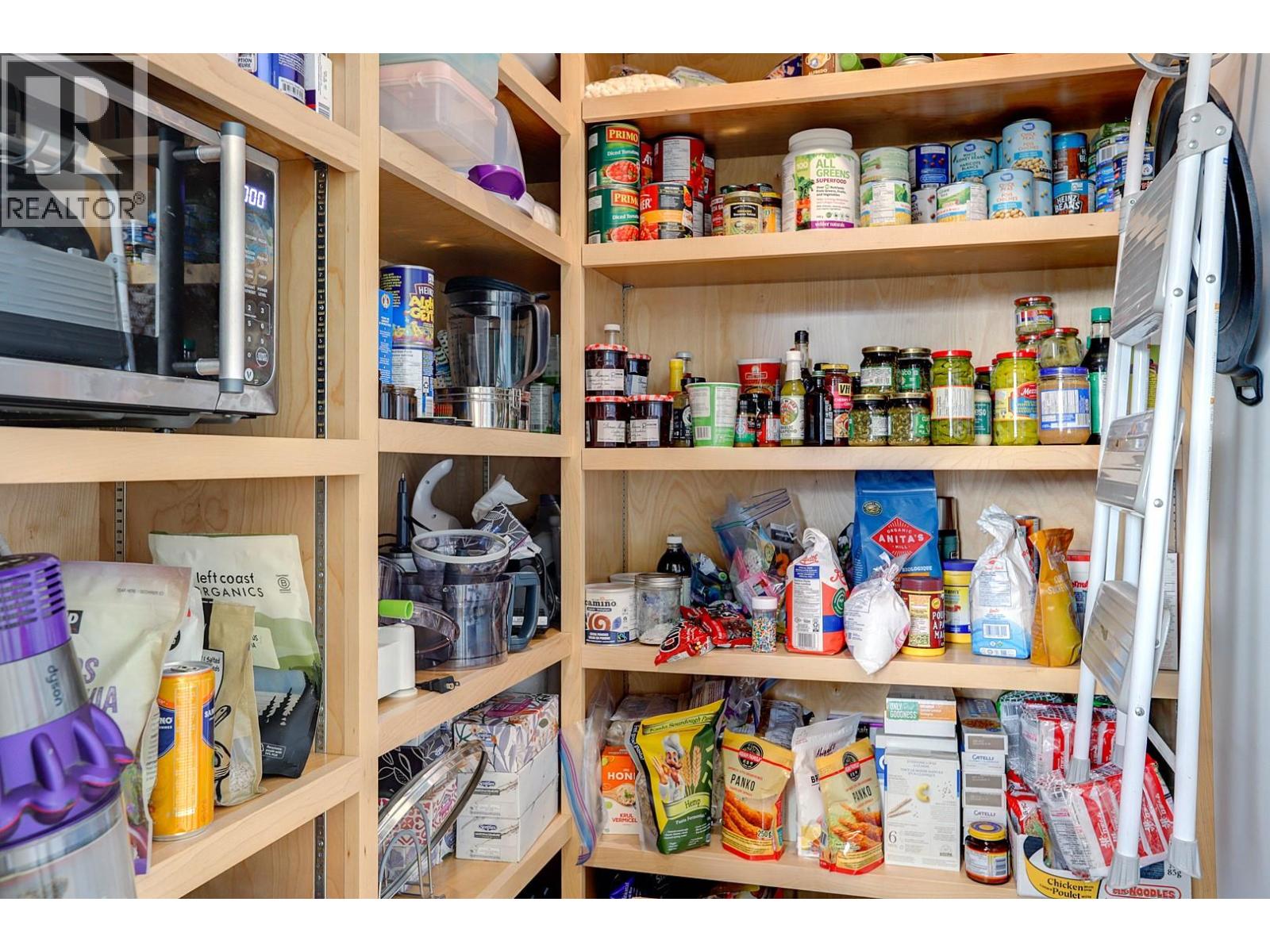 1841 50 Street Nw, Salmon Arm, British Columbia  V1E 3B1 - Photo 32 - 10383291