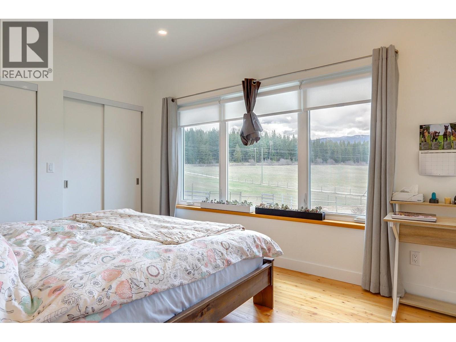 1841 50 Street Nw, Salmon Arm, British Columbia  V1E 3B1 - Photo 48 - 10383291