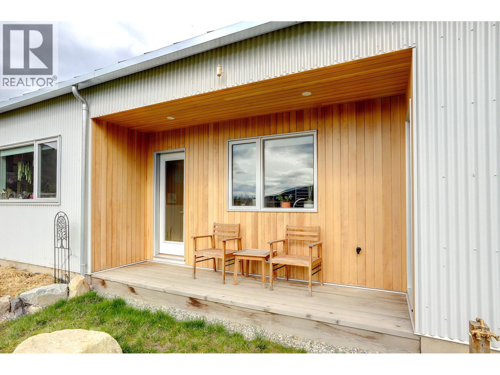 1841 50 Street Nw, Salmon Arm, British Columbia  V1E 3B1 - Photo 55 - 10383291