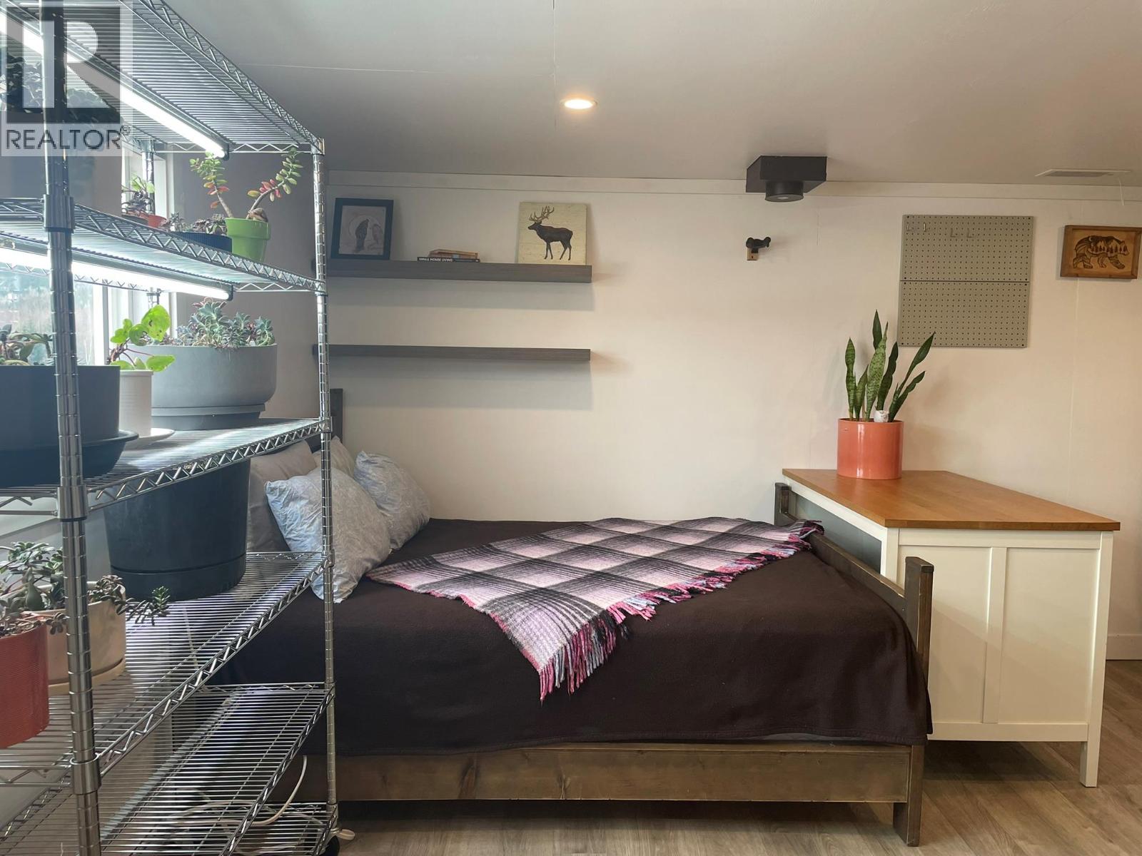 1841 50 Street Nw, Salmon Arm, British Columbia  V1E 3B1 - Photo 65 - 10383291