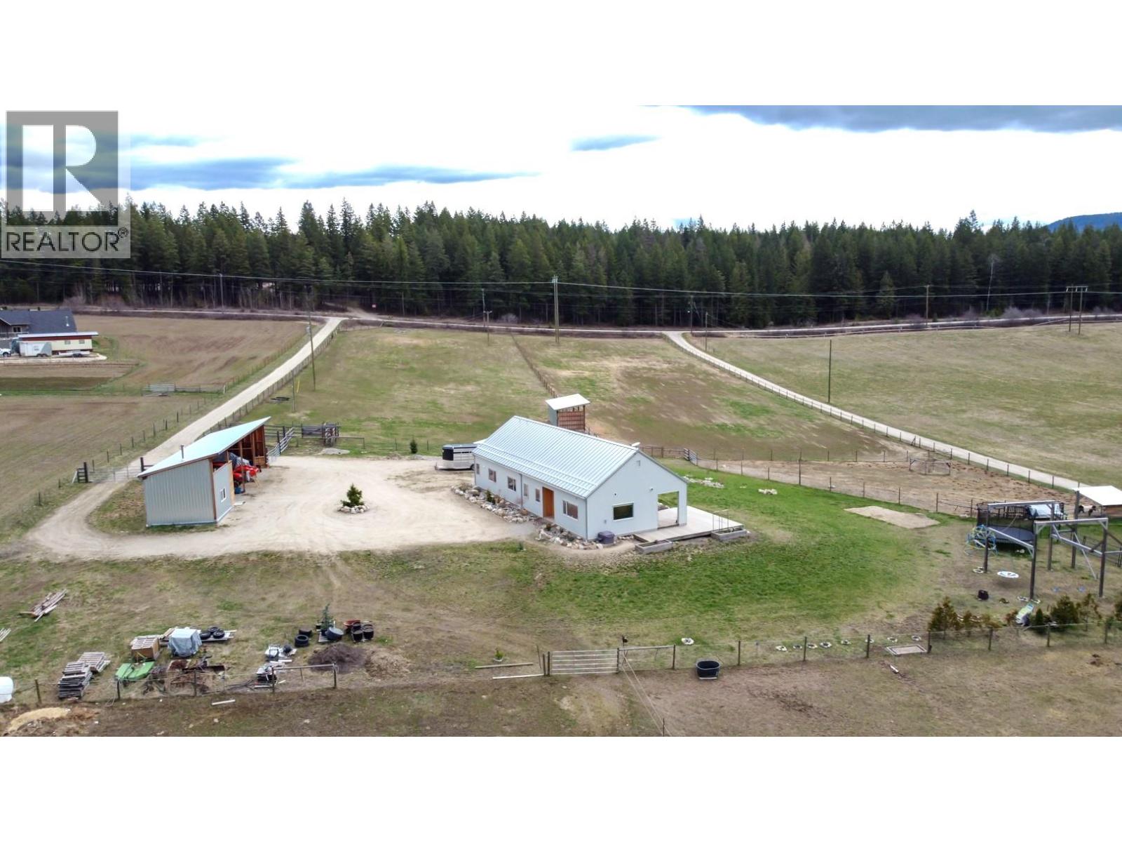 1841 50 Street Nw, Salmon Arm, British Columbia  V1E 3B1 - Photo 76 - 10383291