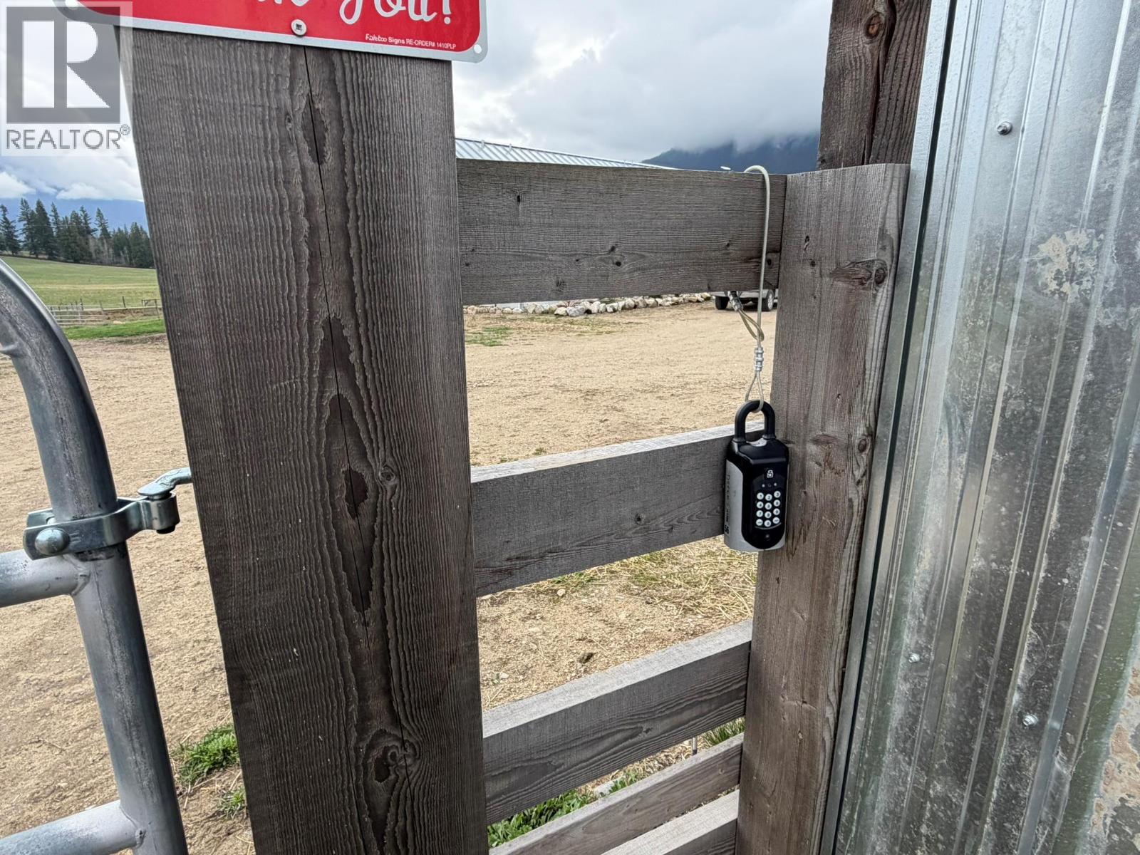 1841 50 Street Nw, Salmon Arm, British Columbia  V1E 3B1 - Photo 96 - 10383291