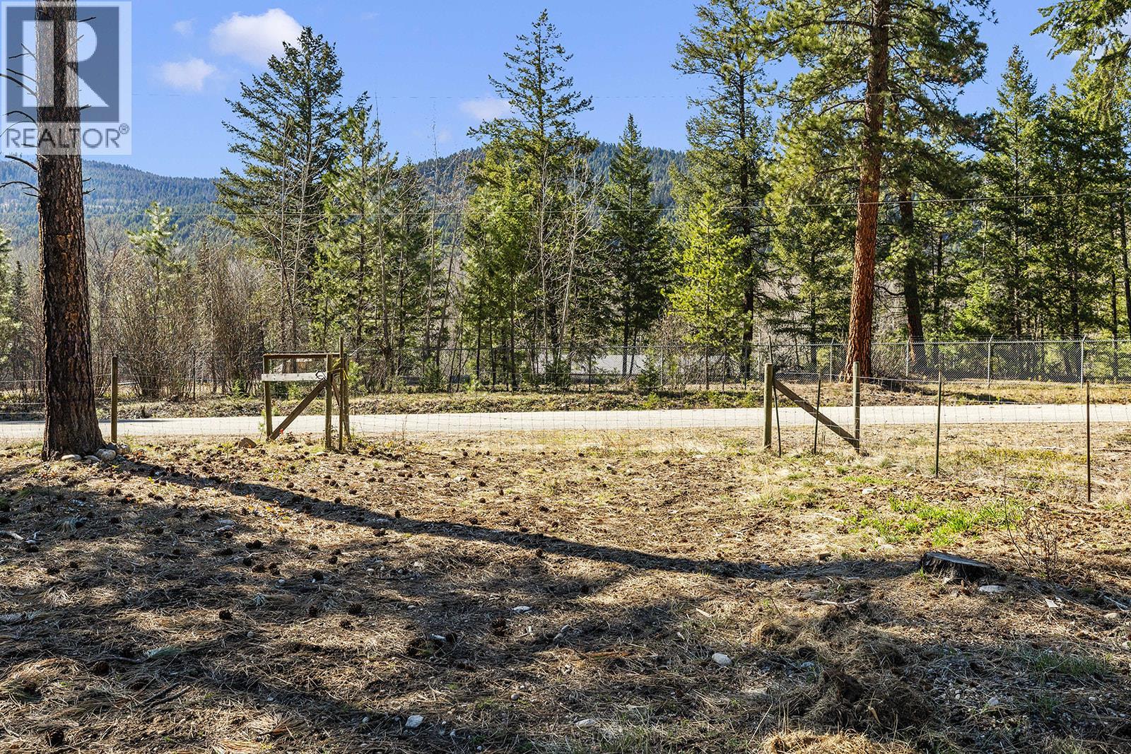 5835 3rd Street, Beaverdell, British Columbia  V0H 1A0 - Photo 13 - 10383185