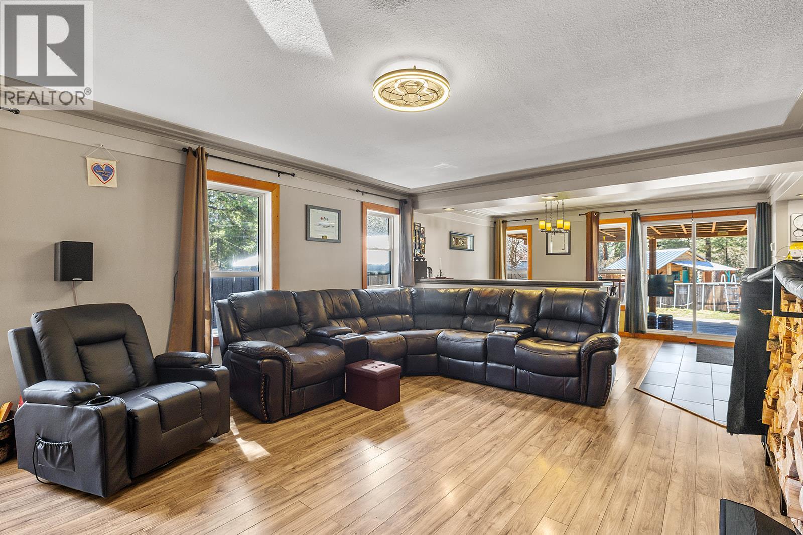 5835 3rd Street, Beaverdell, British Columbia  V0H 1A0 - Photo 27 - 10383185