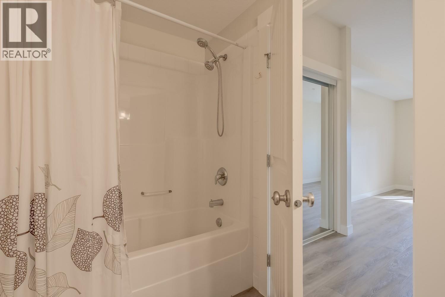 3180 Beaver Lake Road Unit# 308, Lake Country, British Columbia  V4V 2R5 - Photo 19 - 10383435