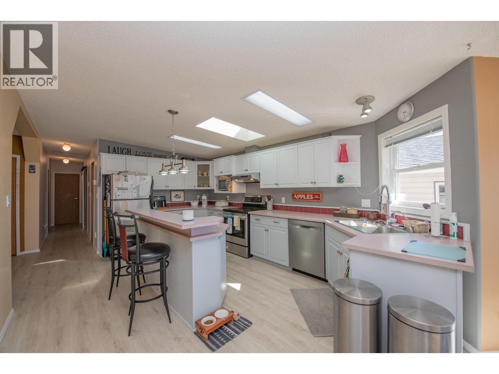 9510 97 Highway Unit# 27, Vernon, British Columbia  V1T 6N6 - Photo 4 - 10383405