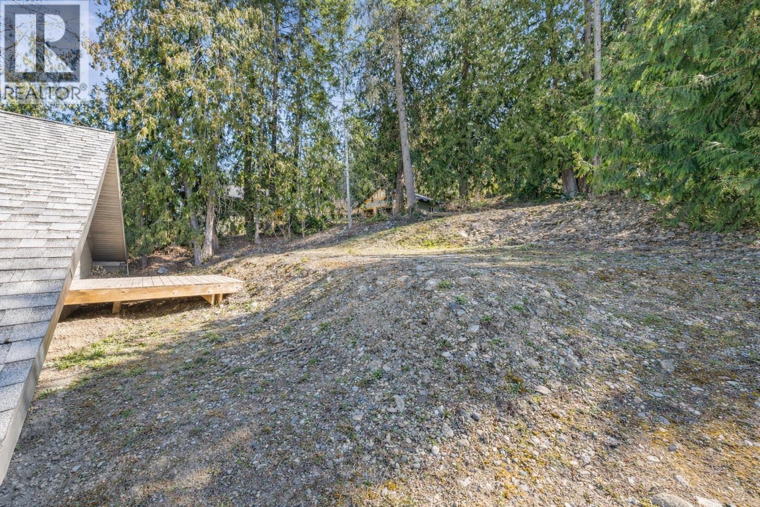 3071 Cedar Drive, Blind Bay, British Columbia  V0E 2W2 - Photo 10 - 10383326