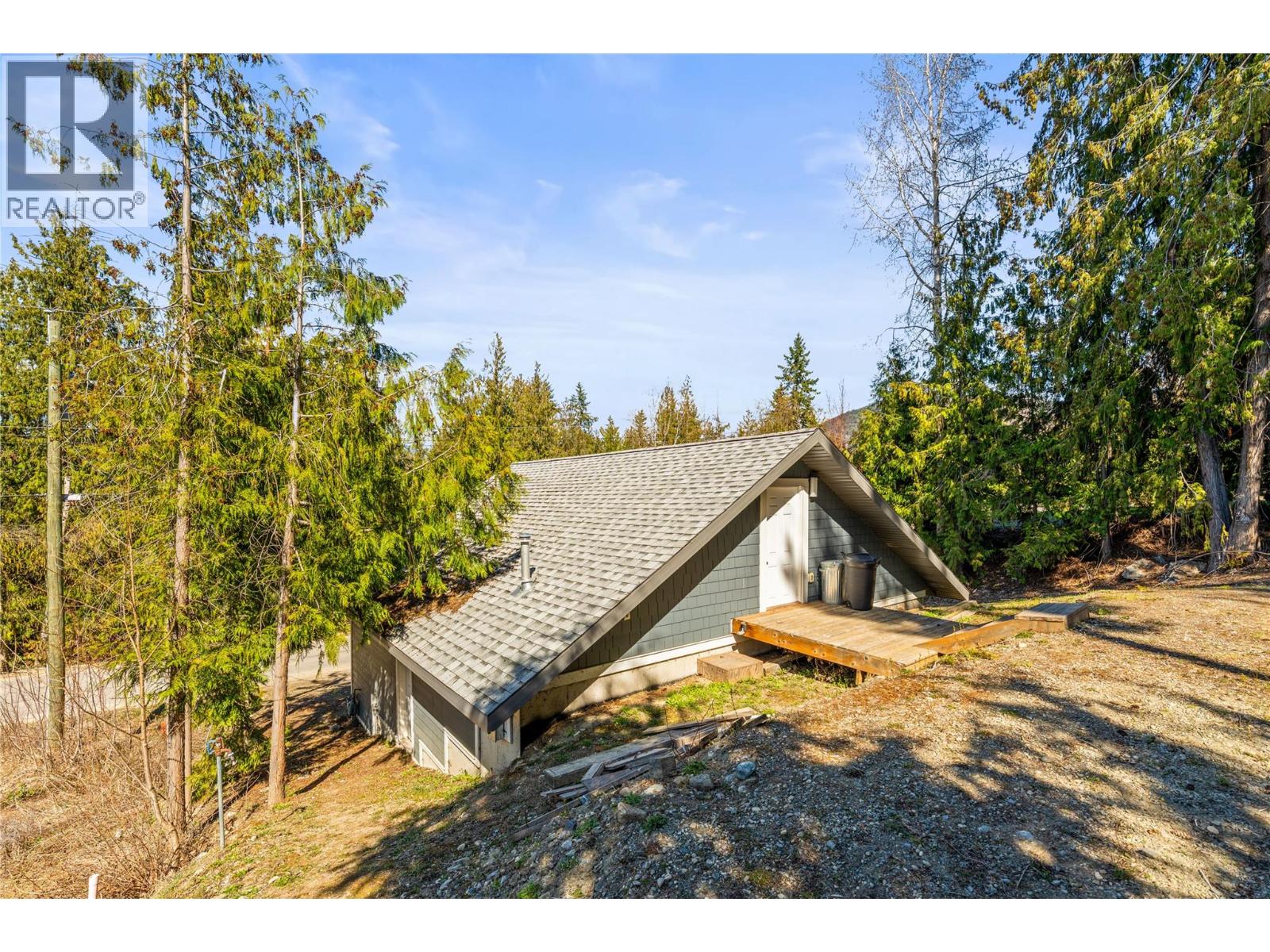 3071 Cedar Drive, Blind Bay, British Columbia  V0E 2W2 - Photo 14 - 10383326