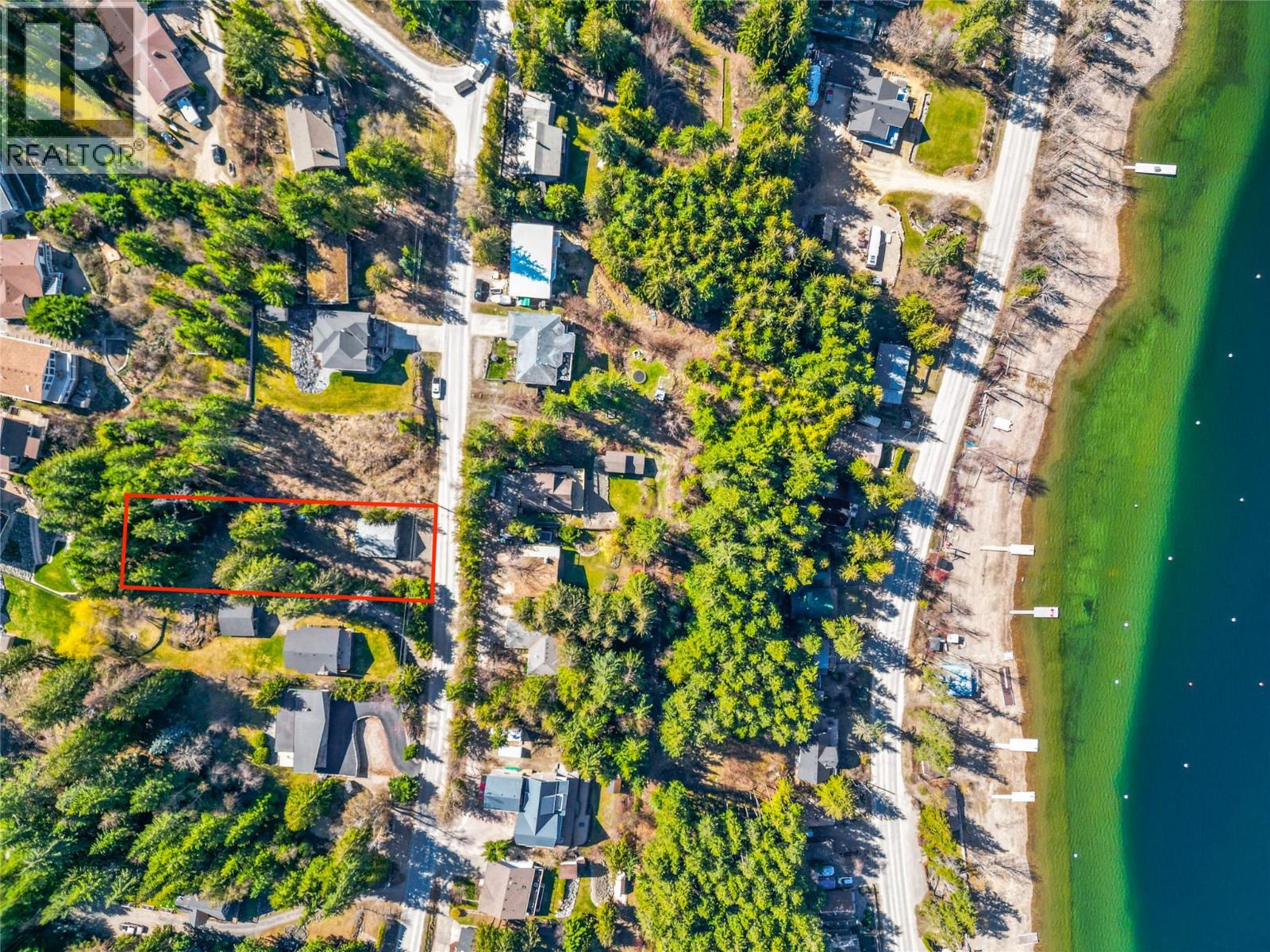 3071 Cedar Drive, Blind Bay, British Columbia  V0E 2W2 - Photo 4 - 10383326