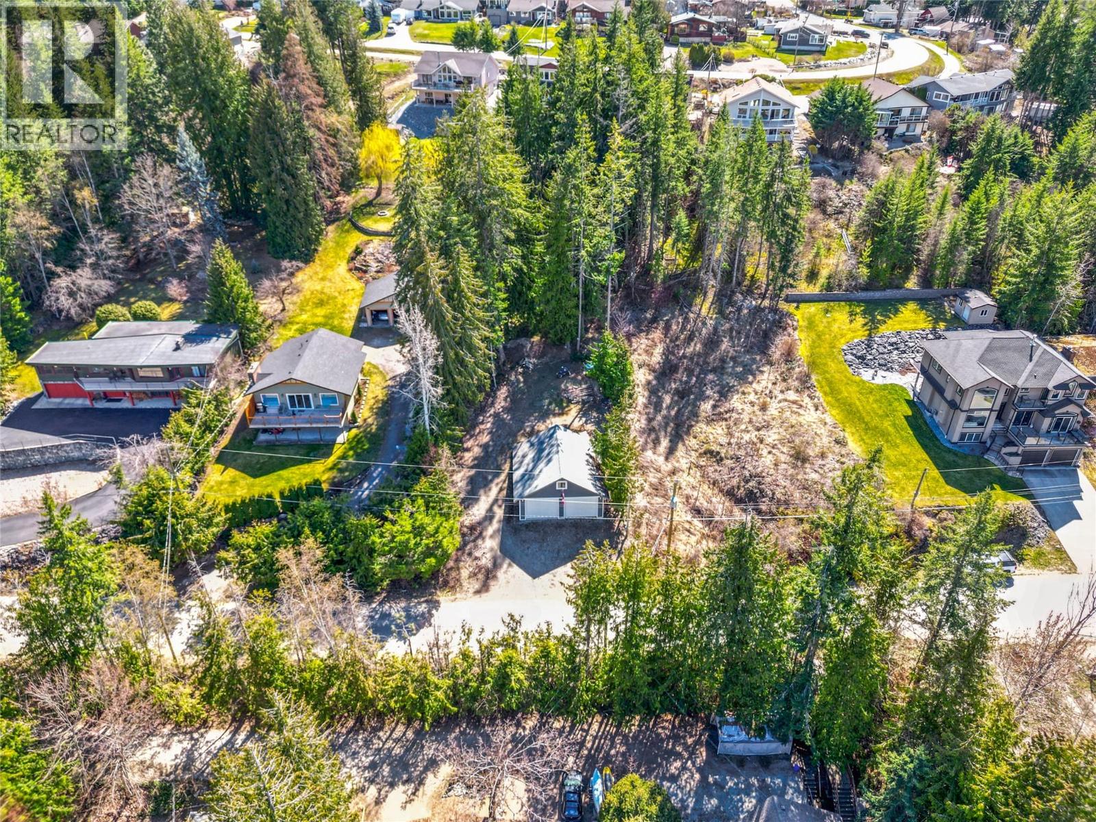 3071 Cedar Drive, Blind Bay, British Columbia  V0E 2W2 - Photo 5 - 10383326