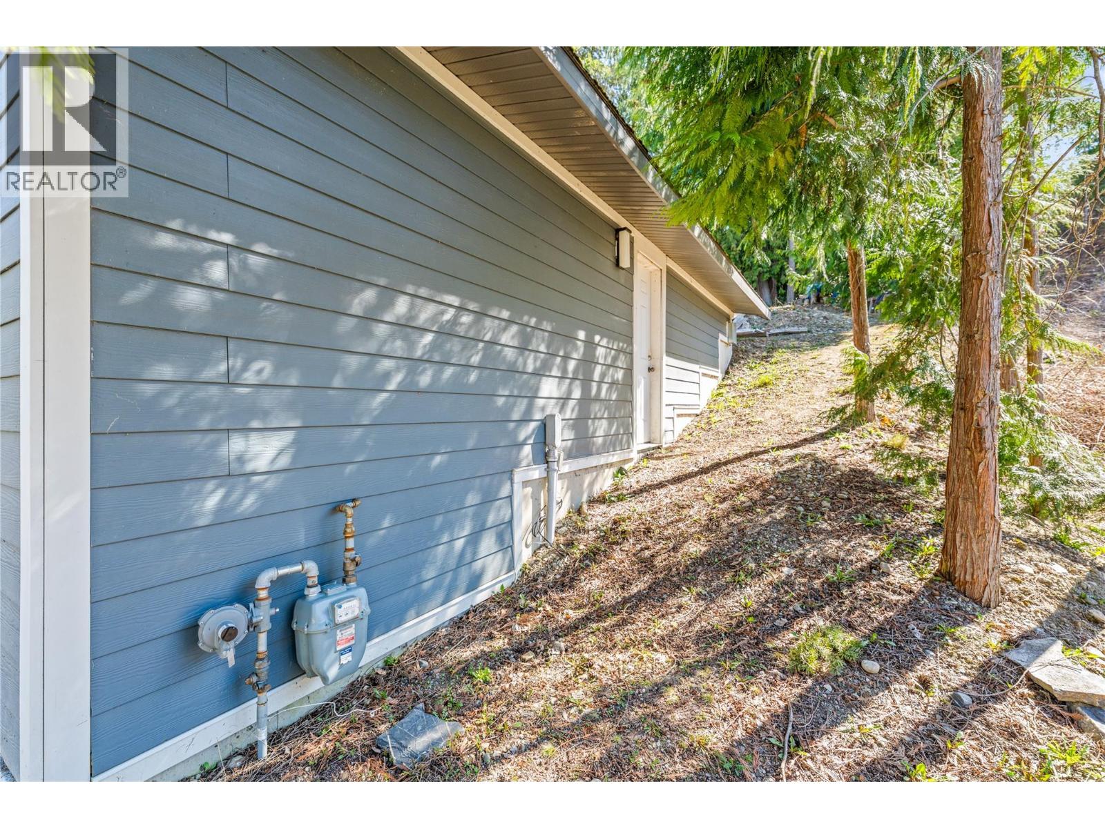 3071 Cedar Drive, Blind Bay, British Columbia  V0E 2W2 - Photo 7 - 10383326