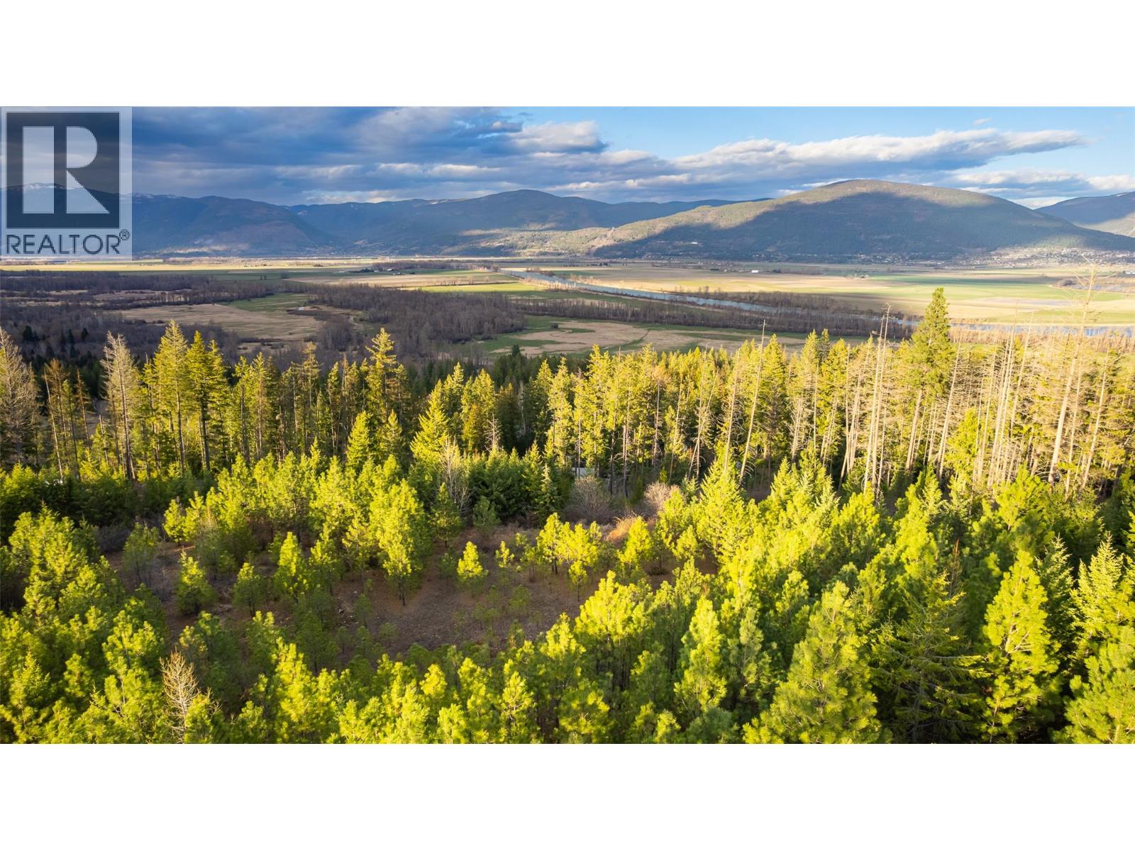 2075 Highland Crescent, Creston, British Columbia  V0B 1G7 - Photo 9 - 10382415