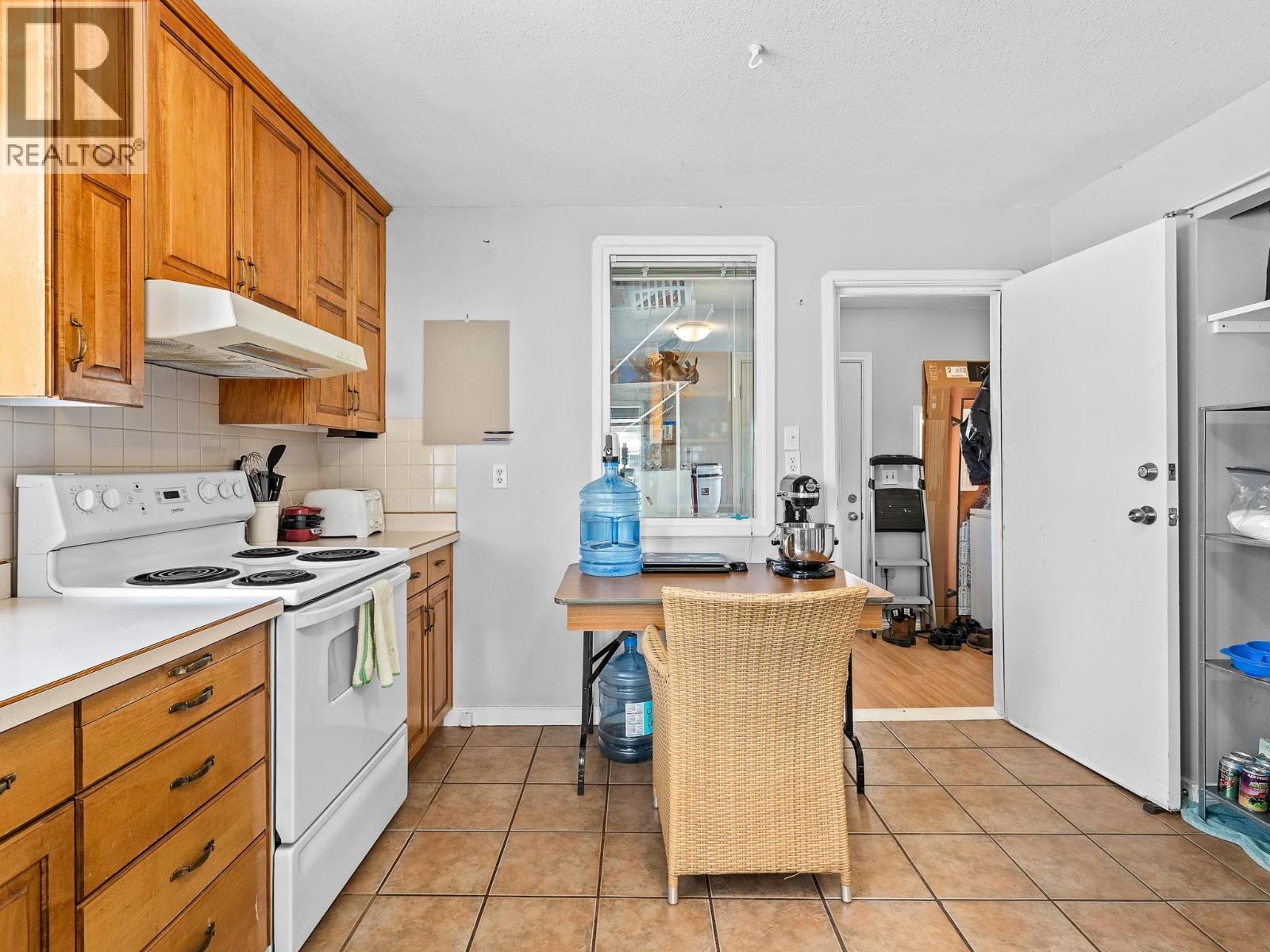 2008 45 Avenue, Vernon, British Columbia  V1T 5P2 - Photo 16 - 10382622