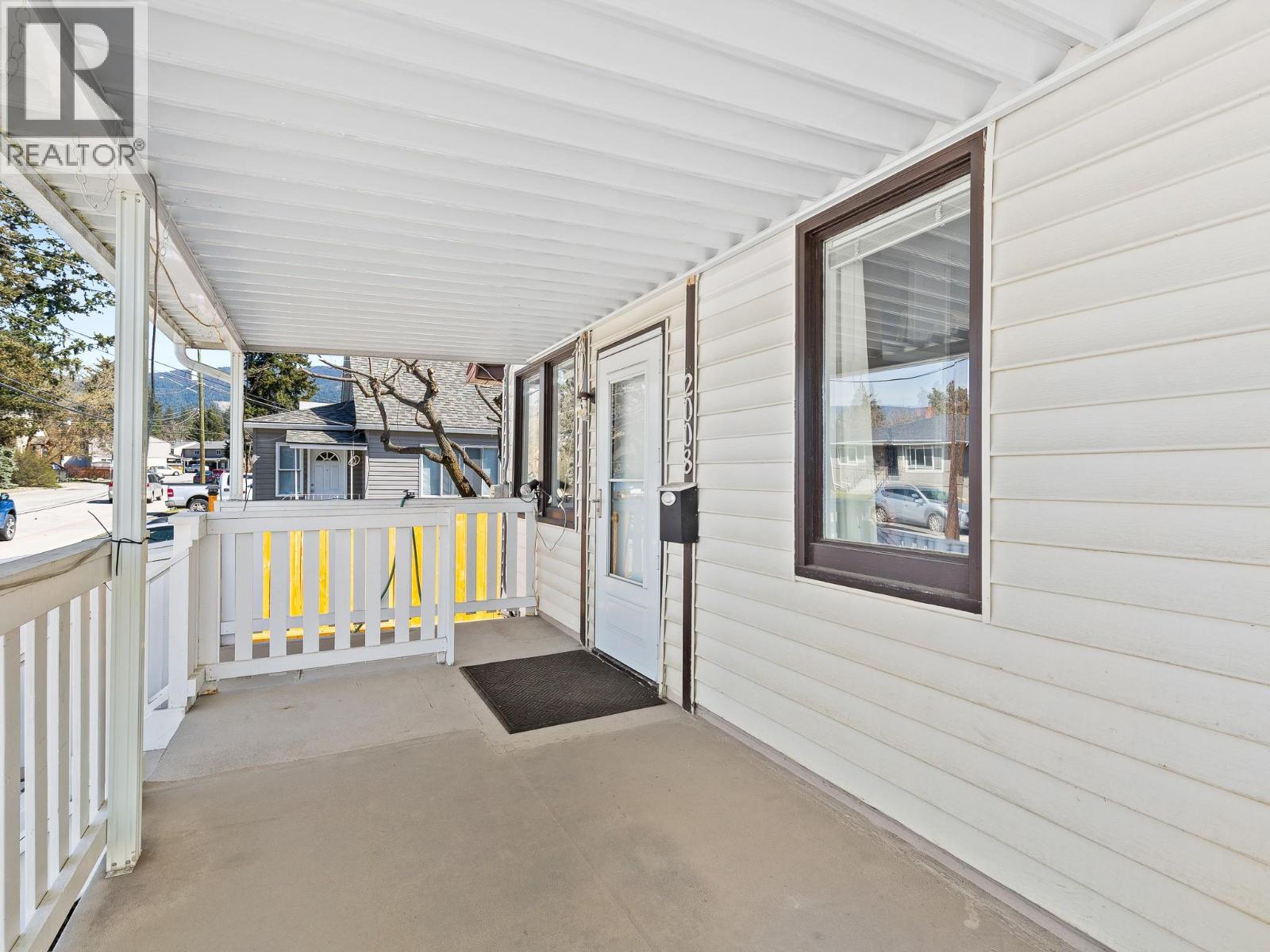 2008 45 Avenue, Vernon, British Columbia  V1T 5P2 - Photo 6 - 10382622