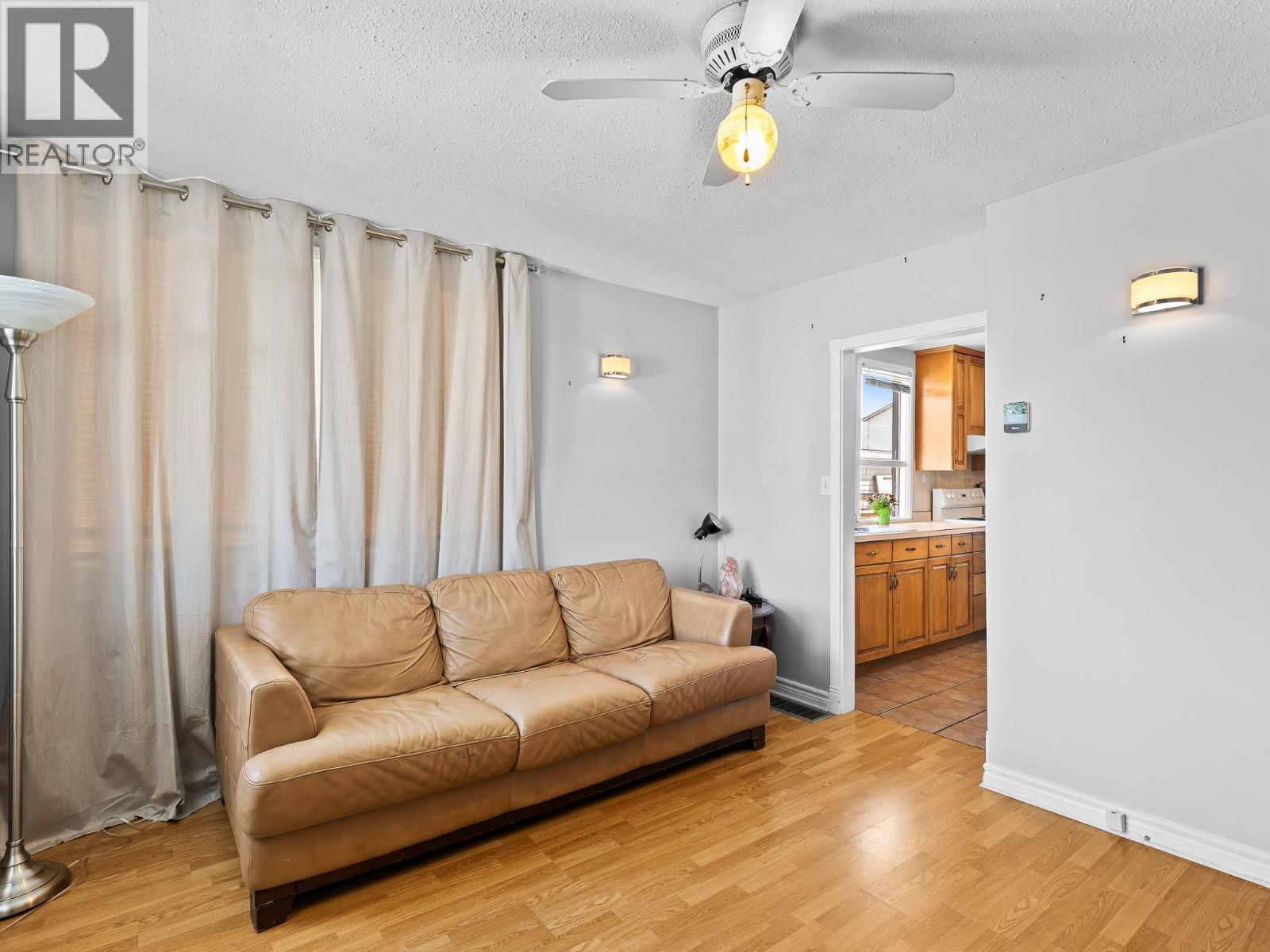 2008 45 Avenue, Vernon, British Columbia  V1T 5P2 - Photo 8 - 10382622