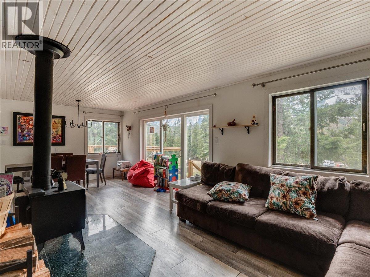 4675 6 Highway, Hills, British Columbia  V0G 1S0 - Photo 36 - 10381186