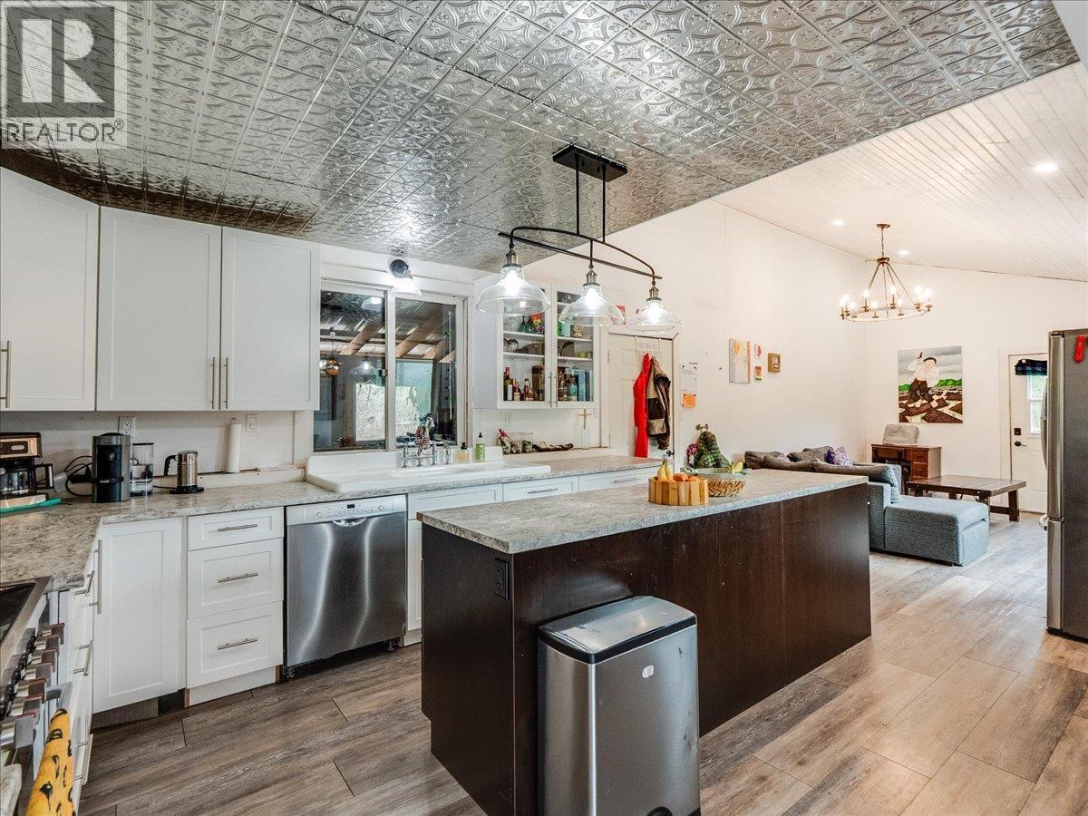 4675 6 Highway, Hills, British Columbia  V0G 1S0 - Photo 48 - 10381186