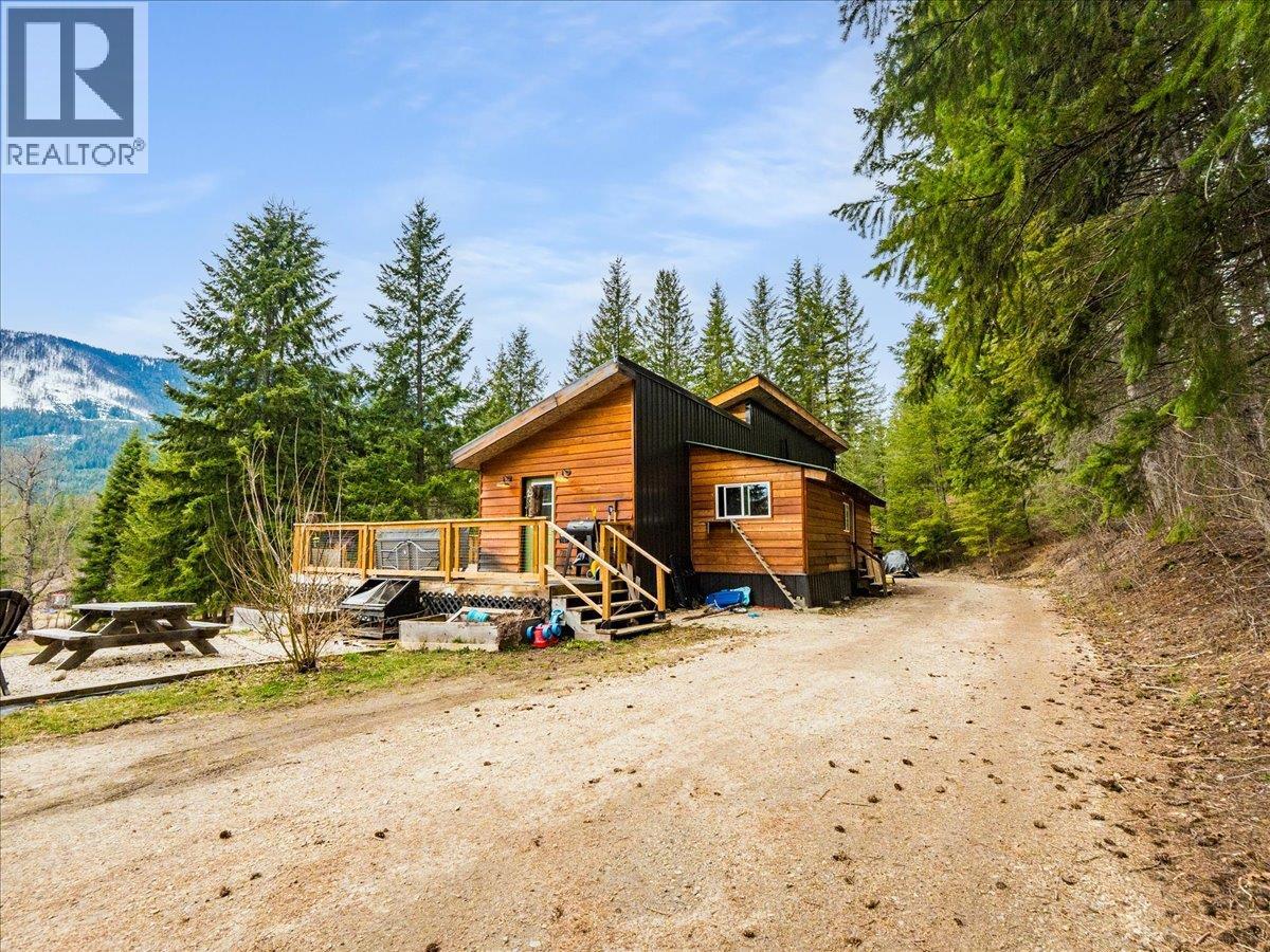 4675 6 Highway, Hills, British Columbia  V0G 1S0 - Photo 5 - 10381186