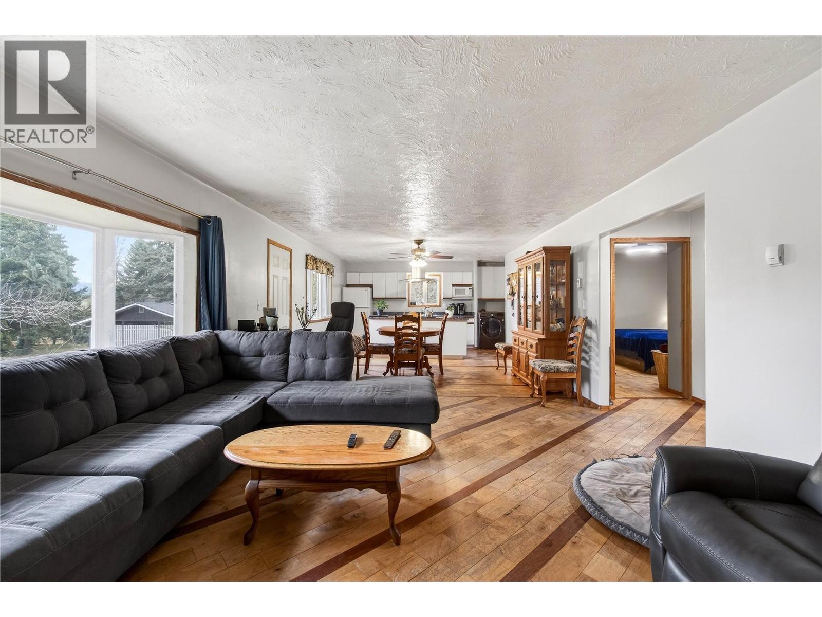 4640 70 Avenue Ne, Salmon Arm, British Columbia  V0E 1K0 - Photo 24 - 10378900