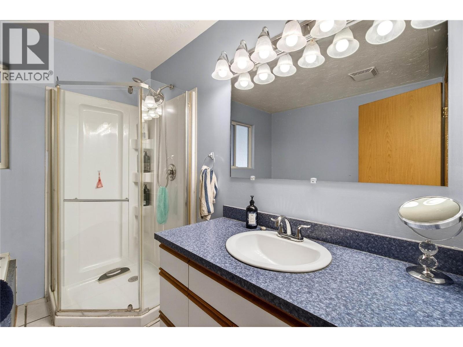 4640 70 Avenue Ne, Salmon Arm, British Columbia  V0E 1K0 - Photo 30 - 10378900