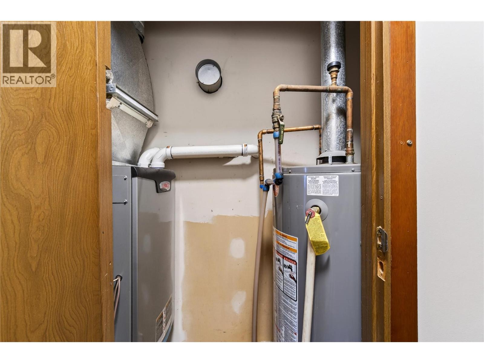 4640 70 Avenue Ne, Salmon Arm, British Columbia  V0E 1K0 - Photo 35 - 10378900