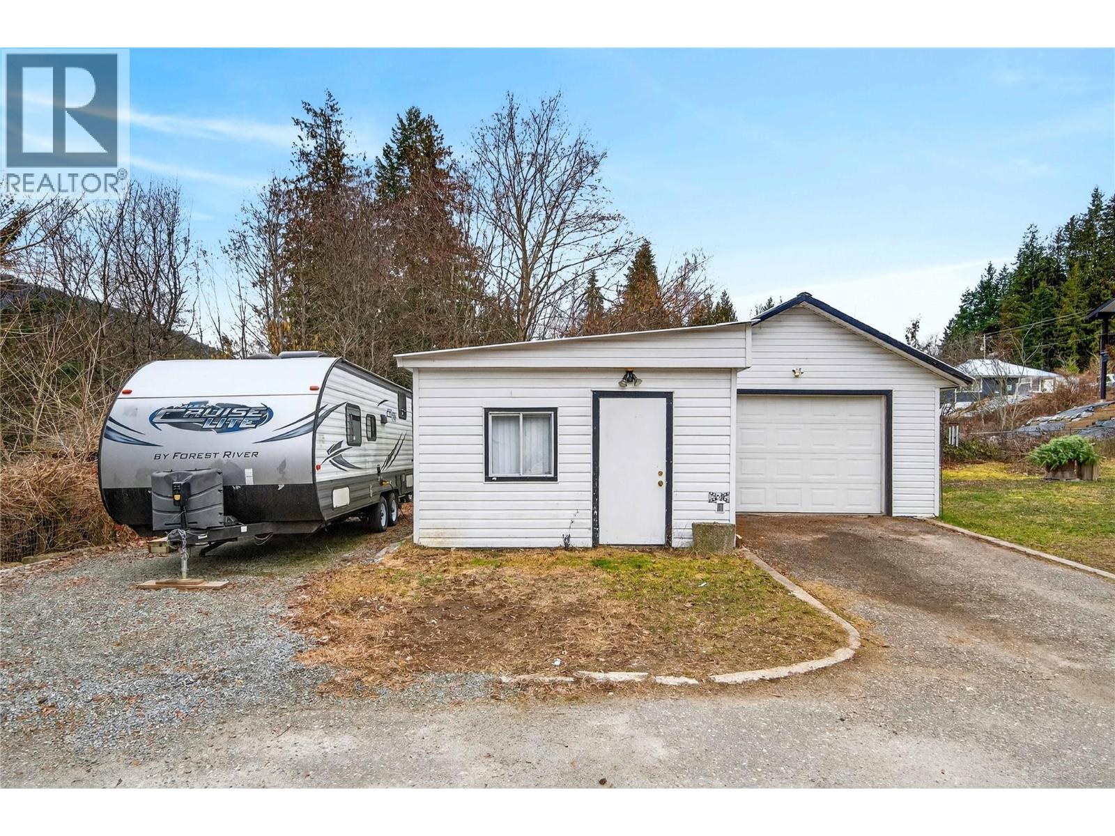 4640 70 Avenue Ne, Salmon Arm, British Columbia  V0E 1K0 - Photo 38 - 10378900