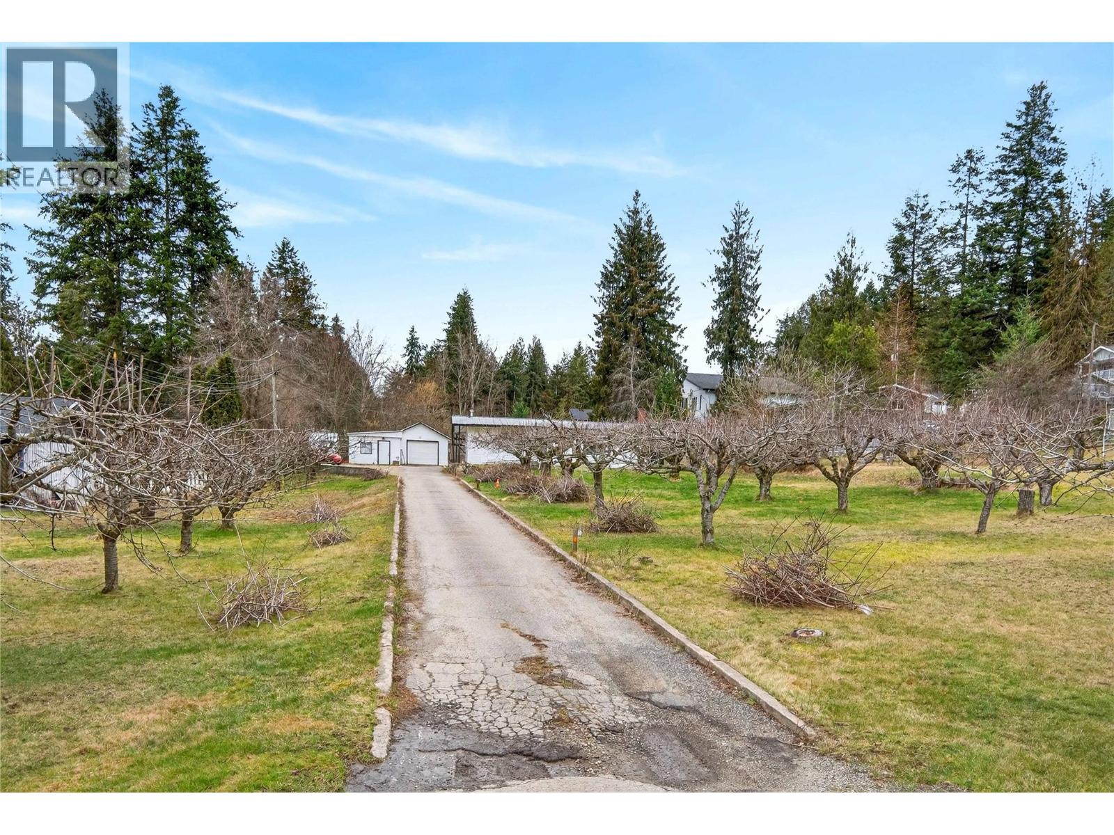 4640 70 Avenue Ne, Salmon Arm, British Columbia  V0E 1K0 - Photo 4 - 10378900