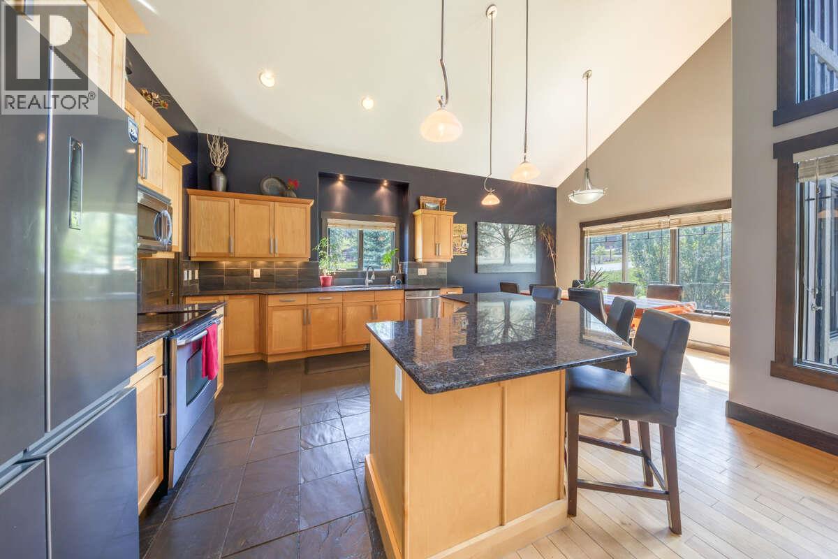 2576 Sandstone Green, Invermere, British Columbia  V0A 1K6 - Photo 12 - 10383530