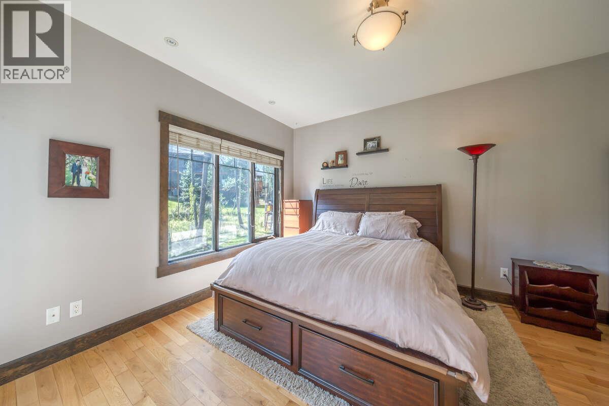 2576 Sandstone Green, Invermere, British Columbia  V0A 1K6 - Photo 17 - 10383530