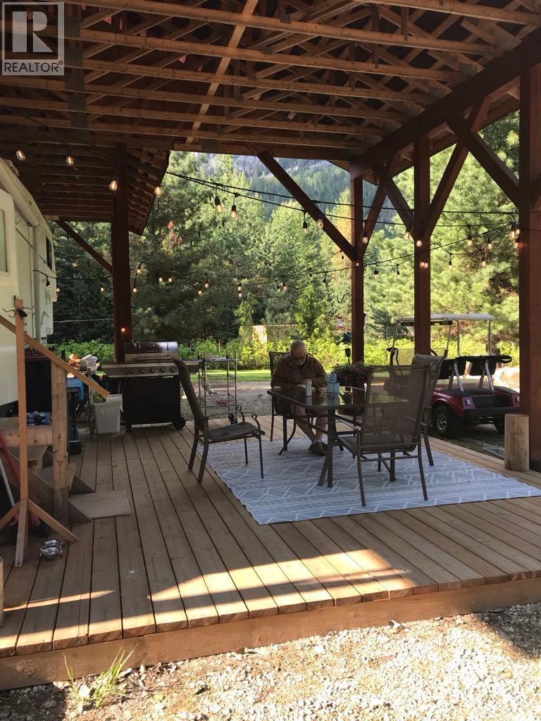 212 Island View Road, Nakusp, British Columbia  V0G 1R1 - Photo 10 - 10383431