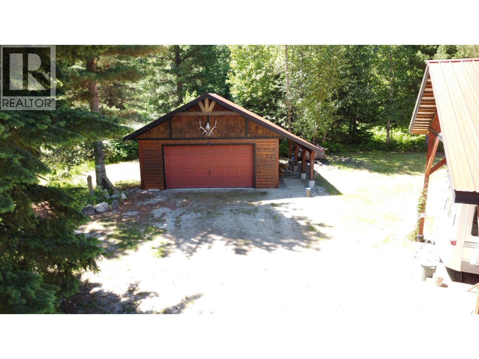 212 Island View Road, Nakusp, British Columbia  V0G 1R1 - Photo 23 - 10383431
