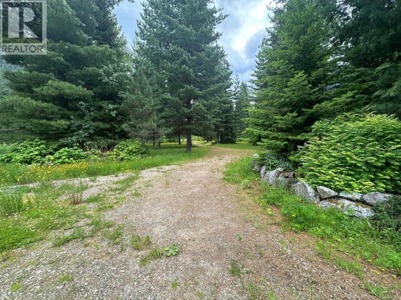 212 Island View Road, Nakusp, British Columbia  V0G 1R1 - Photo 34 - 10383431