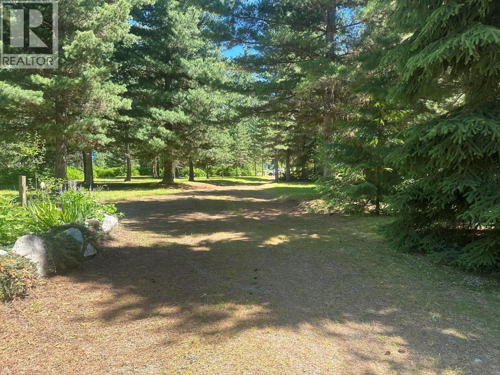 212 Island View Road, Nakusp, British Columbia  V0G 1R1 - Photo 36 - 10383431