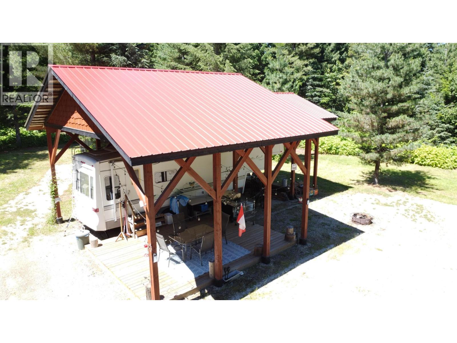 212 Island View Road, Nakusp, British Columbia  V0G 1R1 - Photo 7 - 10383431