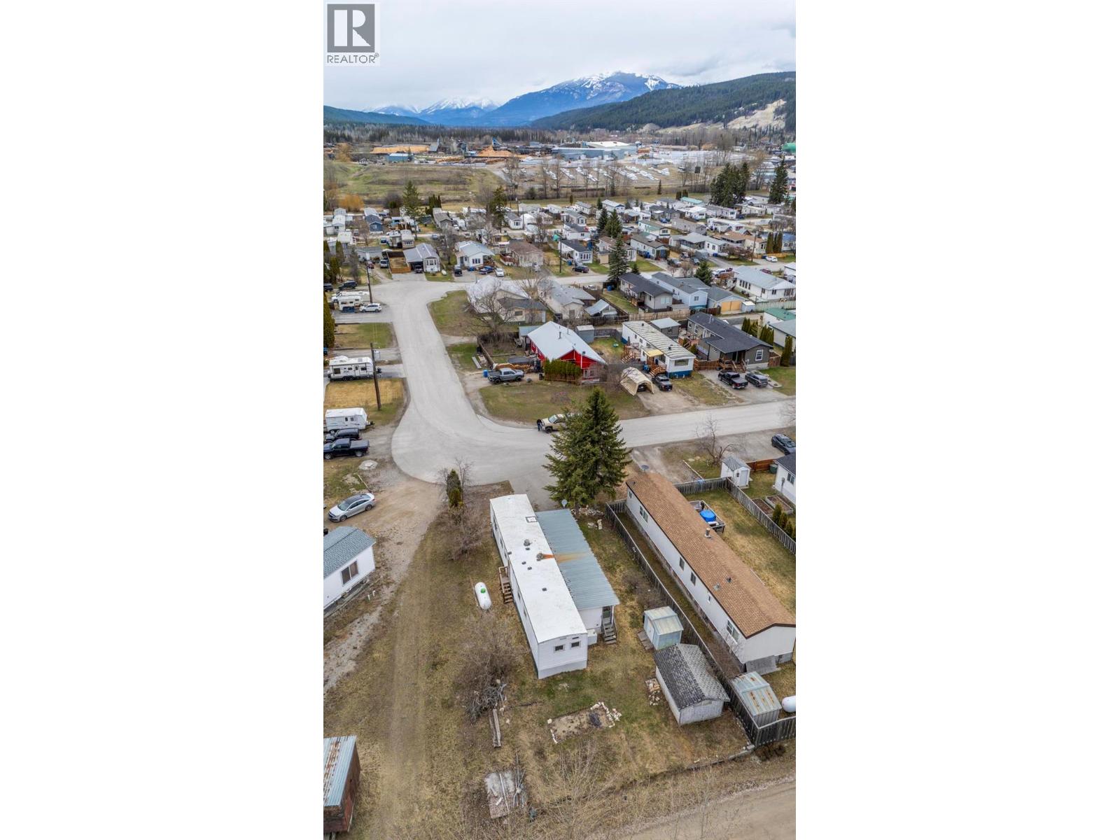 1029 King Crescent, Golden, British Columbia  V0A 1H2 - Photo 28 - 10383542