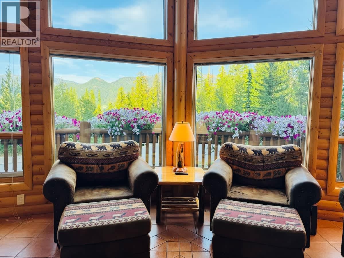 5267 Highline Drive, Fernie, British Columbia  V0B 1M6 - Photo 11 - 10382676