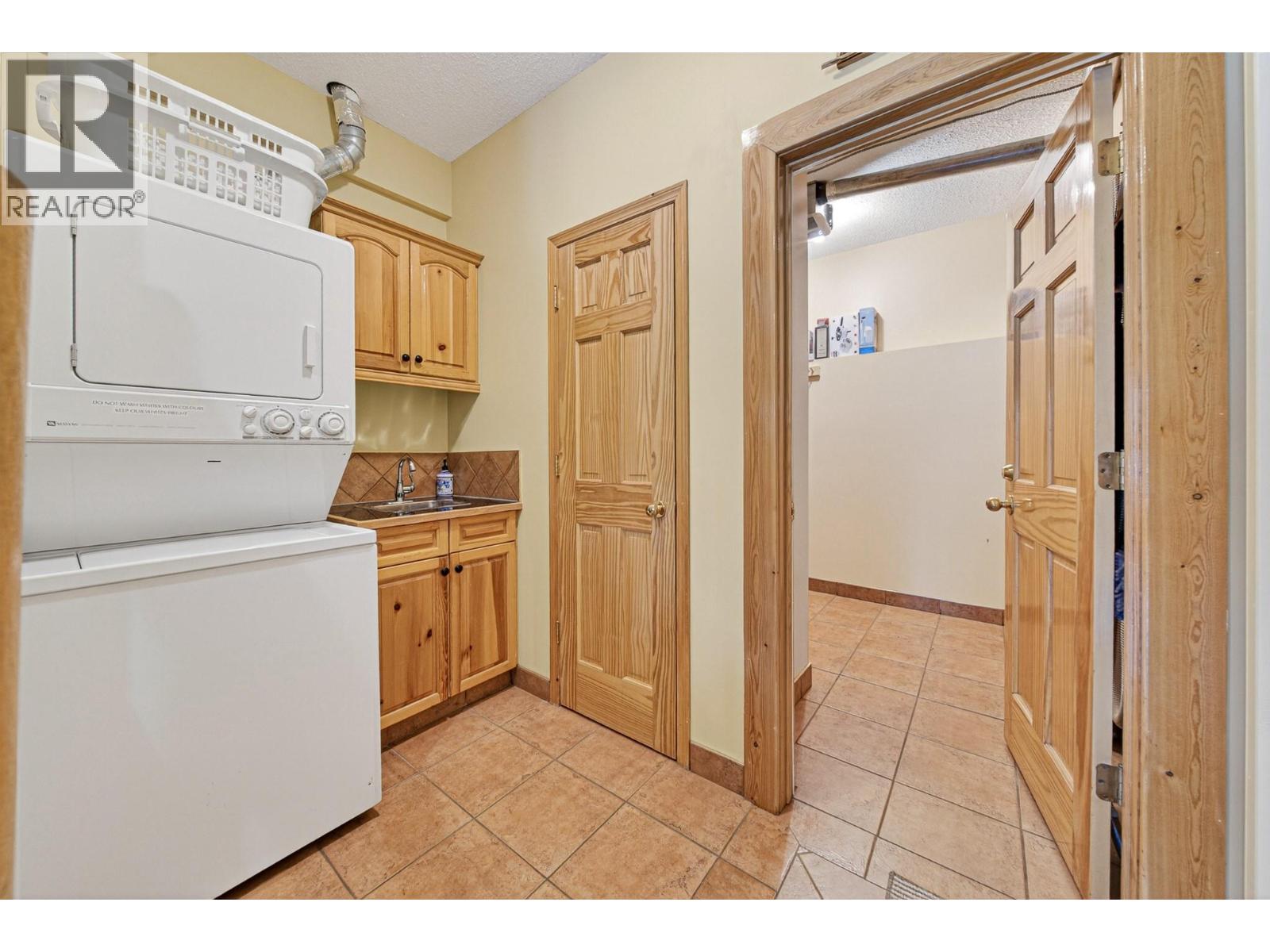 5267 Highline Drive, Fernie, British Columbia  V0B 1M6 - Photo 34 - 10382676