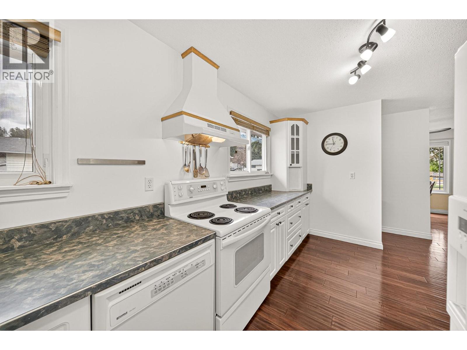 451 White Birch Crescent, Sparwood, British Columbia  V0B 2G1 - Photo 12 - 10382819