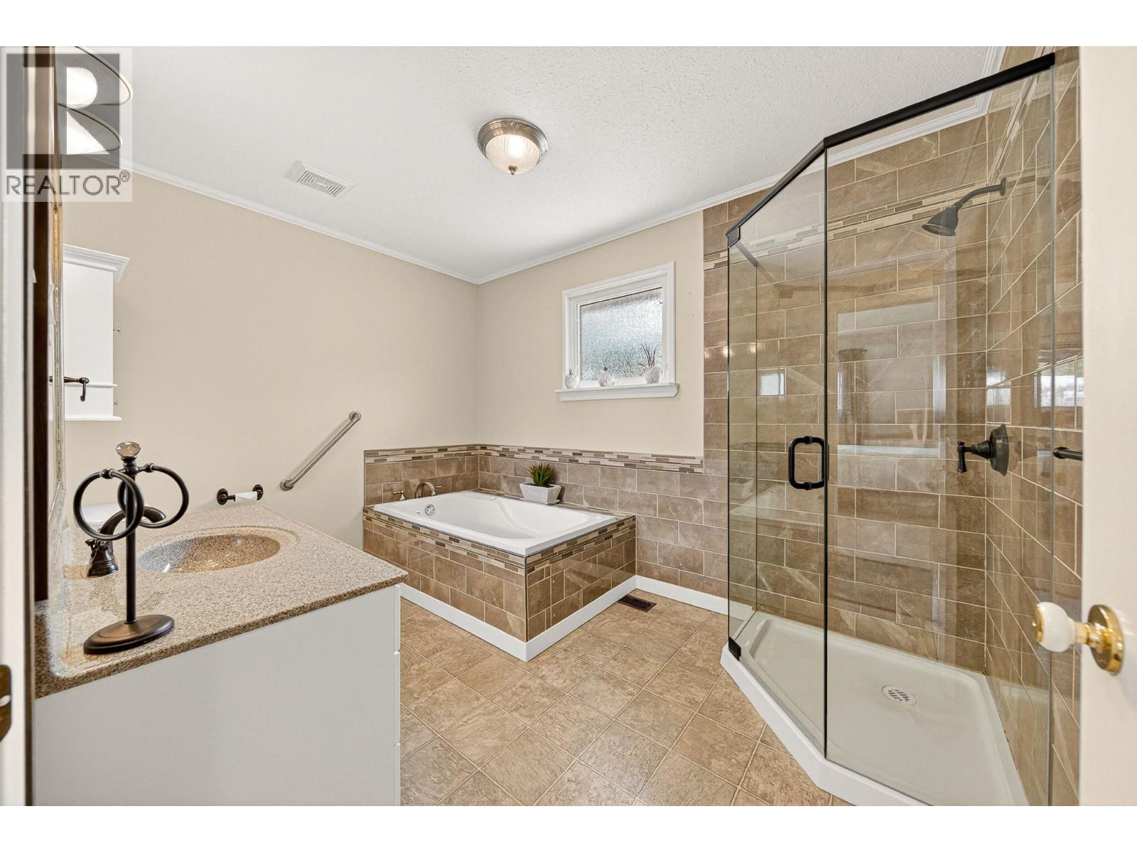 451 White Birch Crescent, Sparwood, British Columbia  V0B 2G1 - Photo 22 - 10382819