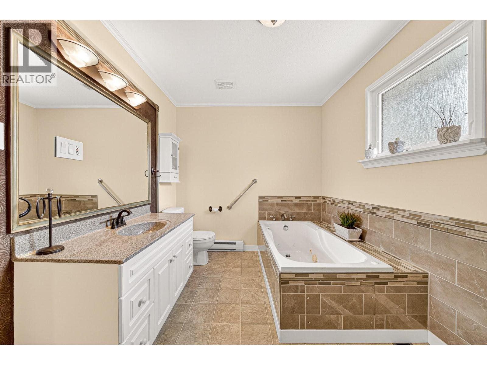 451 White Birch Crescent, Sparwood, British Columbia  V0B 2G1 - Photo 24 - 10382819