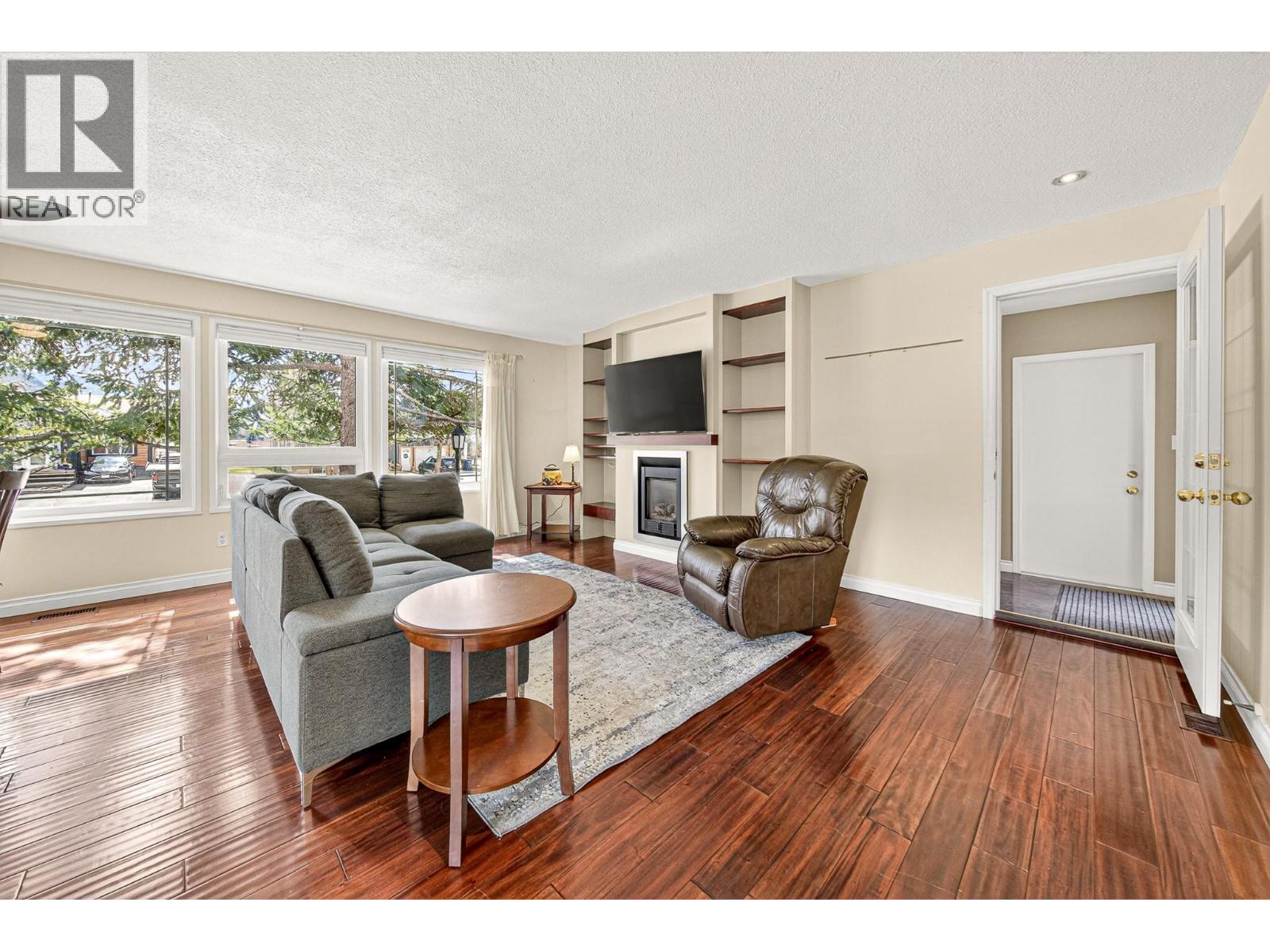 451 White Birch Crescent, Sparwood, British Columbia  V0B 2G1 - Photo 3 - 10382819