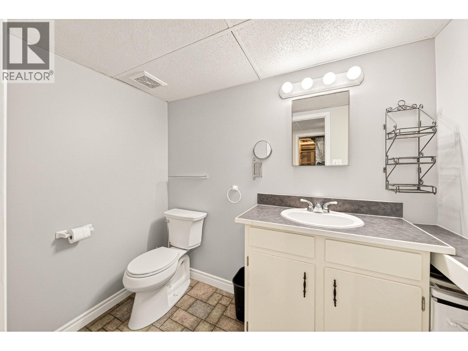 451 White Birch Crescent, Sparwood, British Columbia  V0B 2G1 - Photo 32 - 10382819