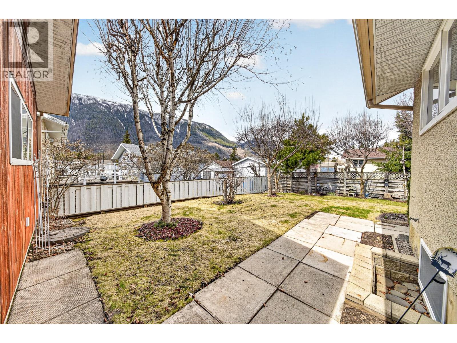 451 White Birch Crescent, Sparwood, British Columbia  V0B 2G1 - Photo 39 - 10382819