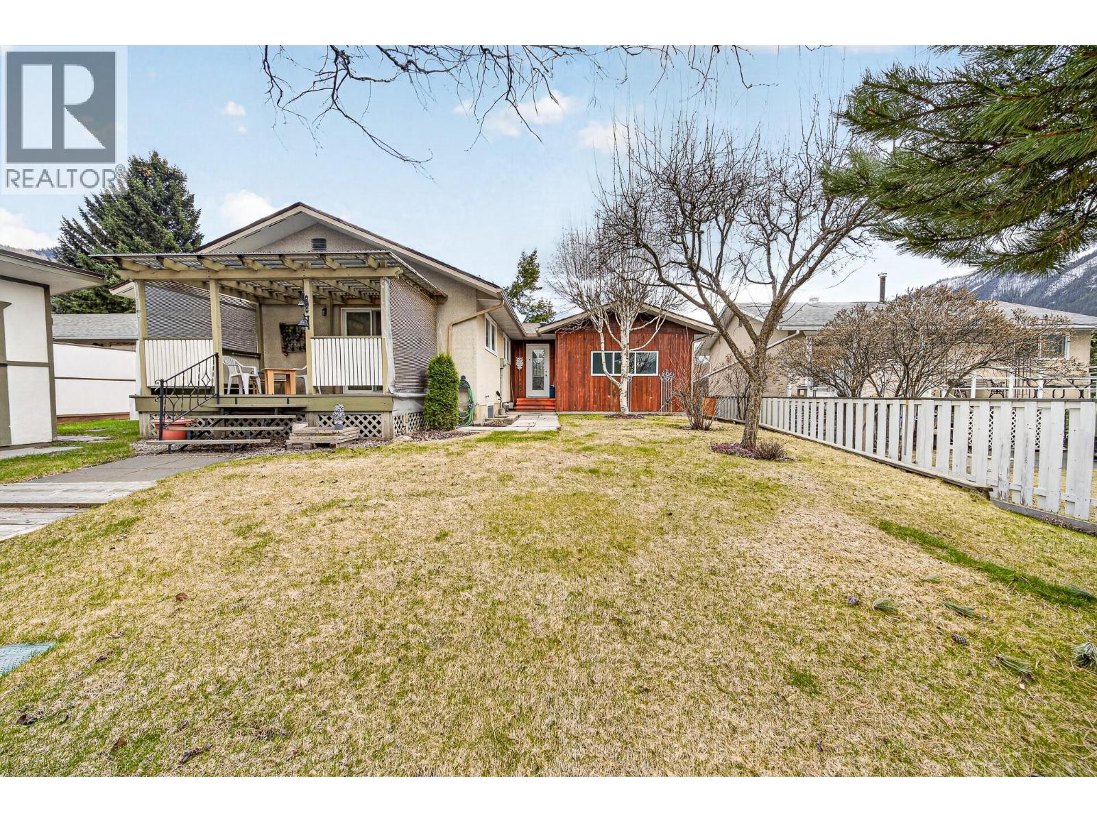 451 White Birch Crescent, Sparwood, British Columbia  V0B 2G1 - Photo 42 - 10382819