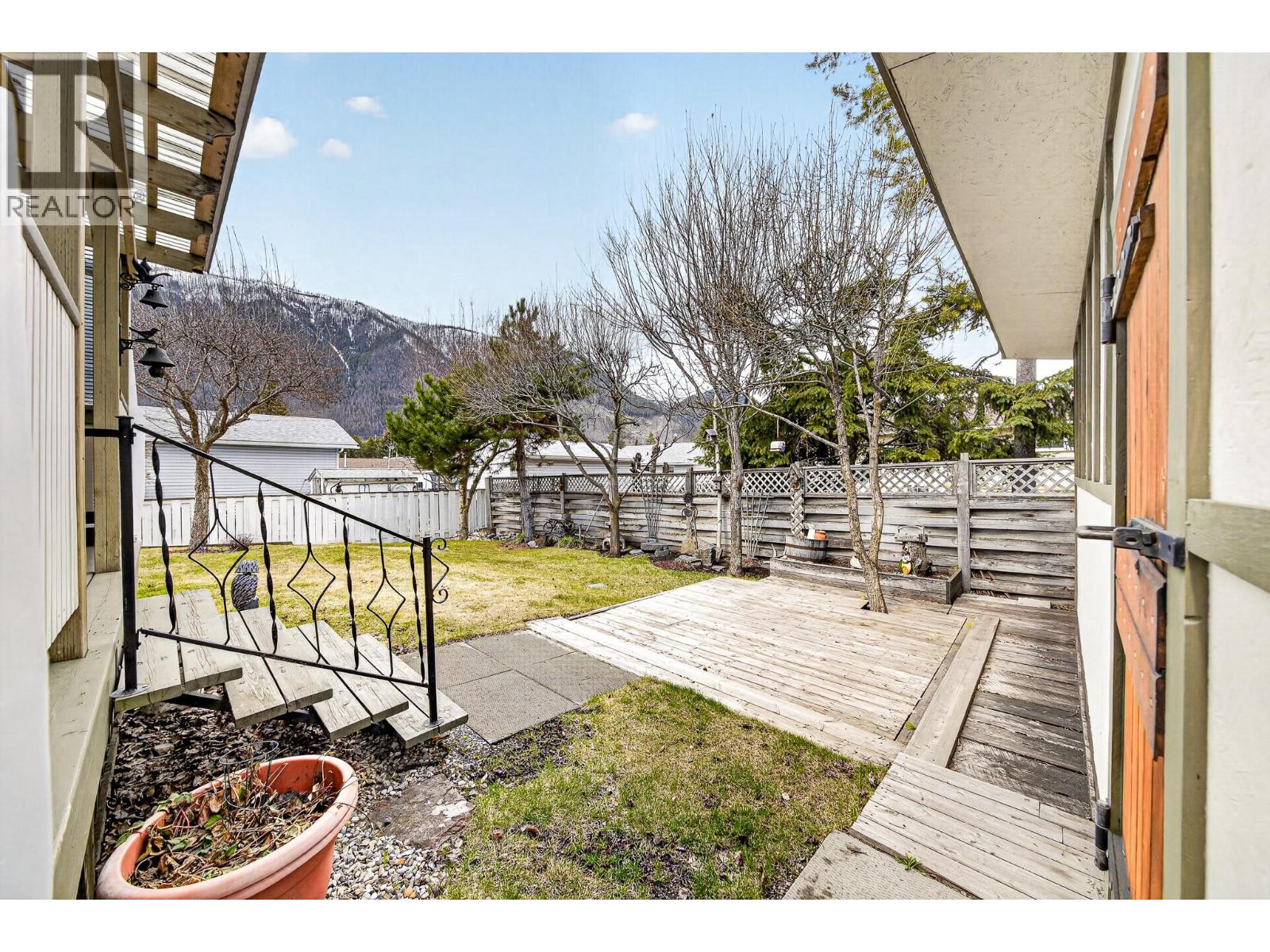 451 White Birch Crescent, Sparwood, British Columbia  V0B 2G1 - Photo 45 - 10382819