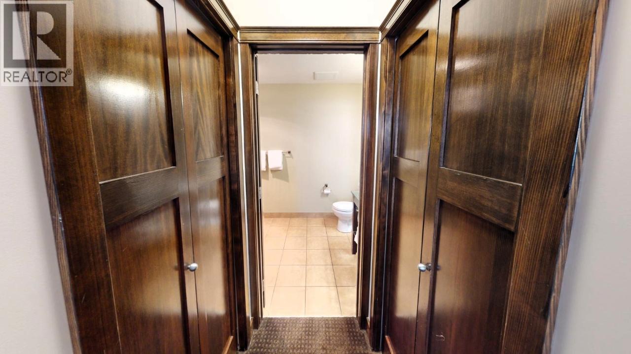 800 Bighorn Boulevard Unit# 813 B, Radium Hot Springs, British Columbia  V0A 1M0 - Photo 30 - 10383220