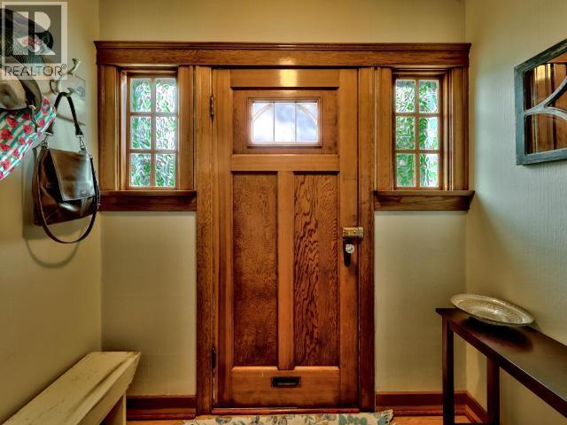 766 Dominion Street, Kamloops, British Columbia  V2C 2X9 - Photo 4 - 10383178