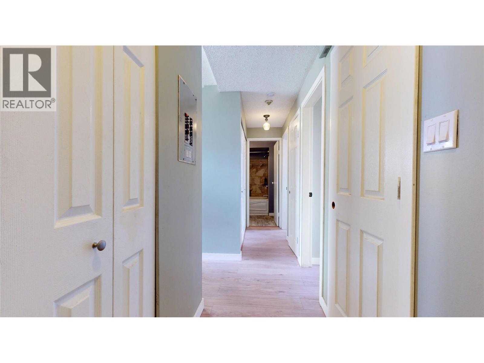 717 21st Avenue N Unit# 33, Cranbrook, British Columbia  V1C 5T9 - Photo 4 - 10382862