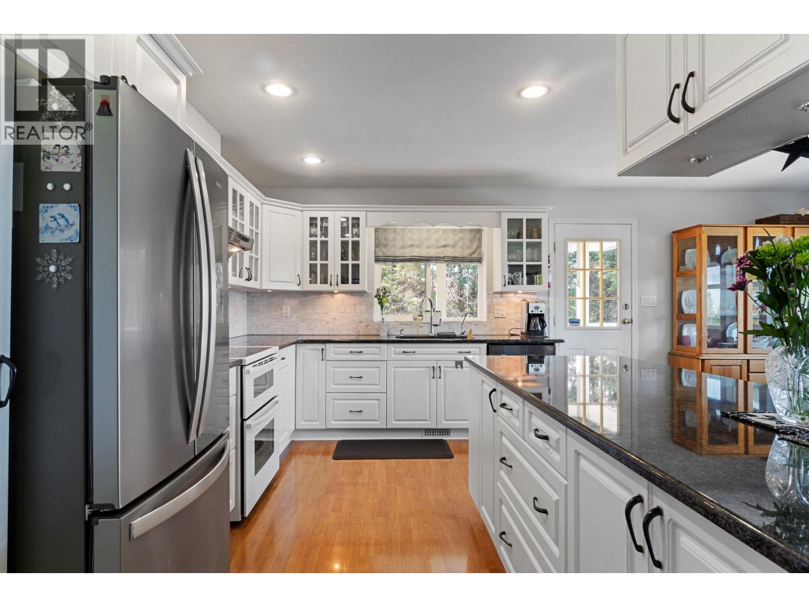 3471 Mcbride Road, Blind Bay, British Columbia  V0E 1H1 - Photo 12 - 10381521